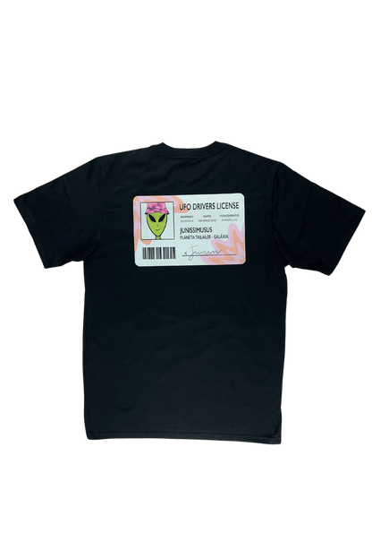 Camiseta Preta - Drivers License OVNI - Junissimusus